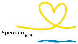 Spendenlogo: Oben Gelb geschwungenes Herz, Mitte Text "Spenden hilft", Unten blauer Fluss